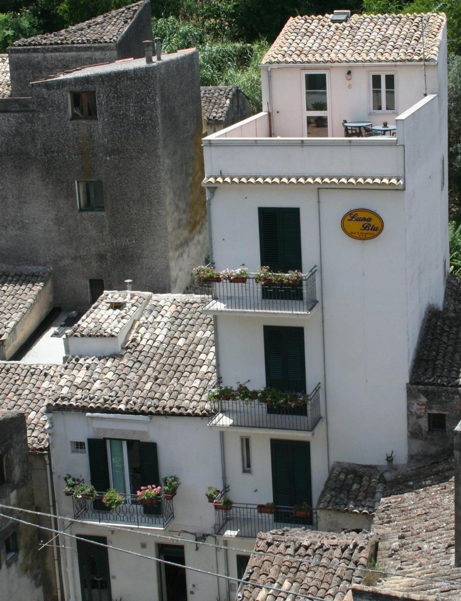 B&B Luna Blu Modica Exterior photo